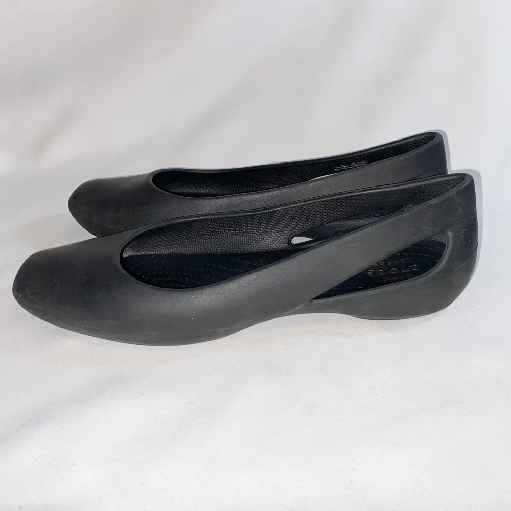 Crocs Serena Flat Black Womens Shoes 205873 Cut Out Ballet‎ Flats Size W9